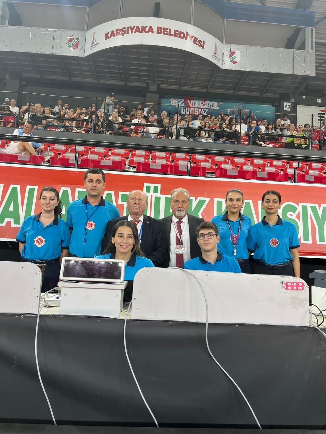 🏐 KARŞIYAKA EVİNDE KAYBETMEDİ! 💚❤️ – fotoğraf 2