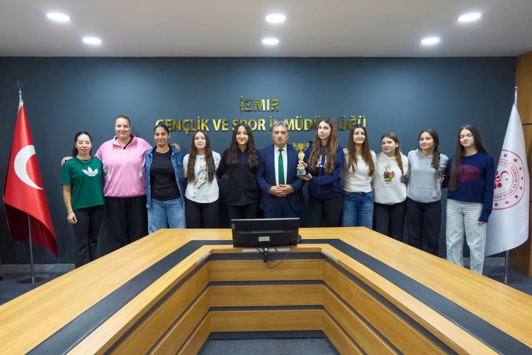 🇹🇷 ANALİG VOLEYBOLDA İZMİR’DEN TÜRKİYE İKİNCİLİĞİ! 🇹🇷 – fotoğraf 1