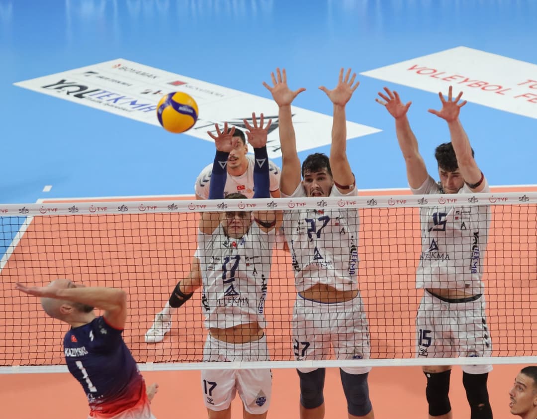 Altekma Evinde Halkbank’a 3-0 Mağlup Oldu – fotoğraf 1