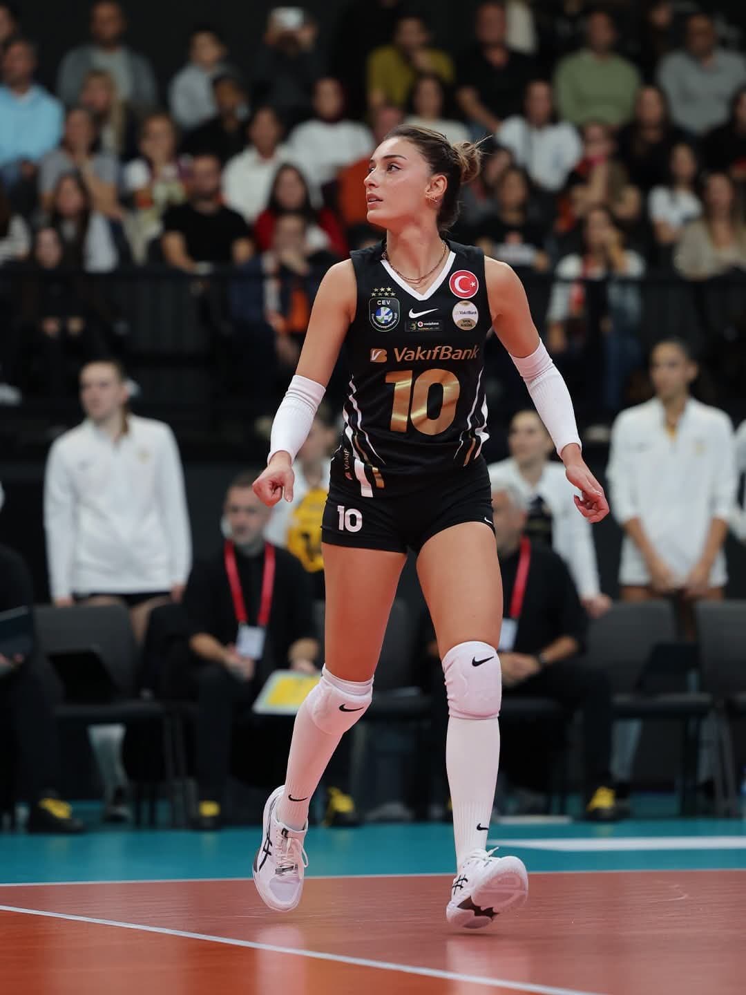 Eylül Akarçeşme Yatgın, Eski Takımı Galatasaray Daikin’e Karşı Sakatlandı – fotoğraf 3